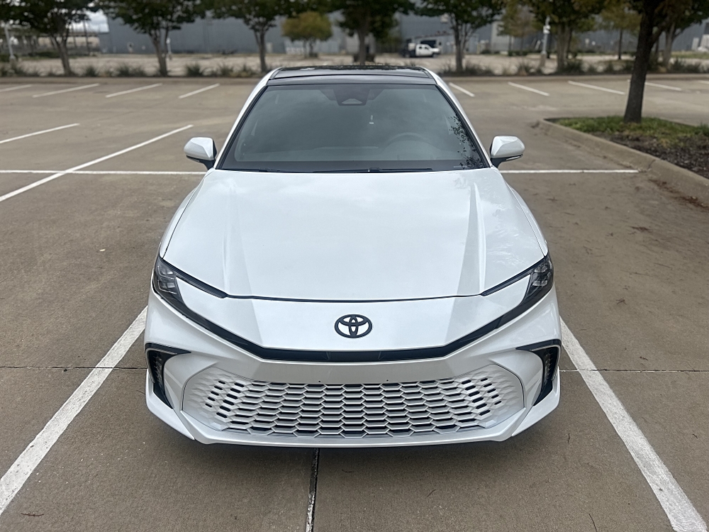 2025 Toyota Camry XSE's photo
