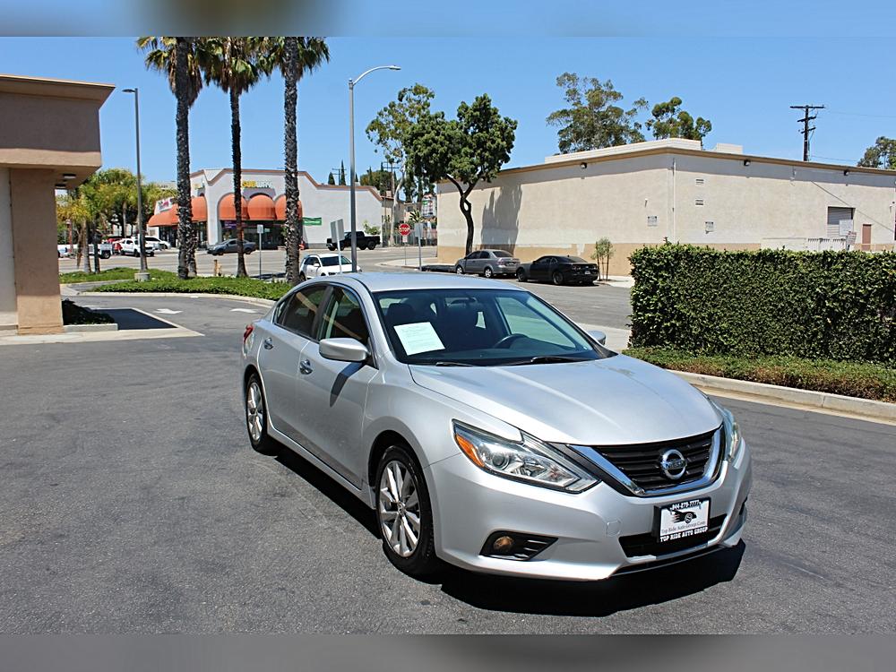 2017 Nissan Altima SV