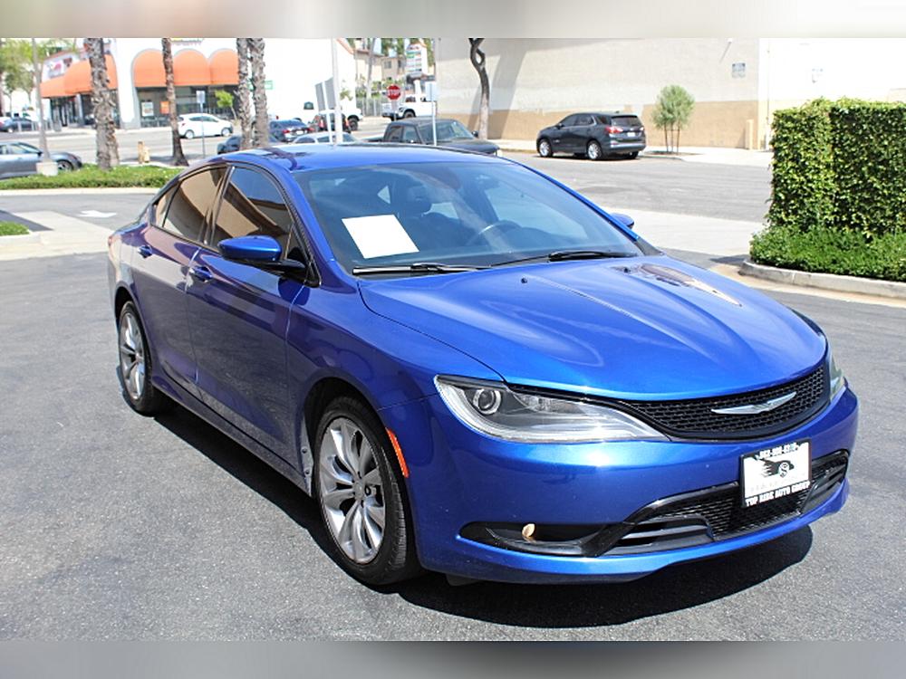 2015 Chrysler 200 S