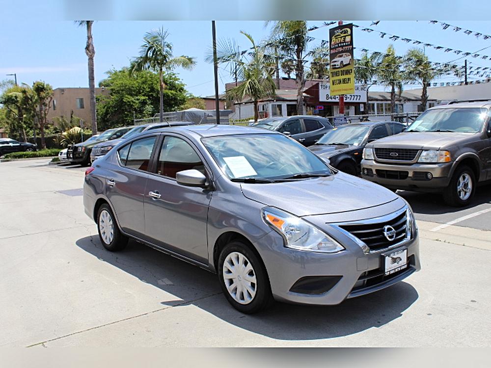 2018 Nissan Versa 1.6 SV CVT's photo