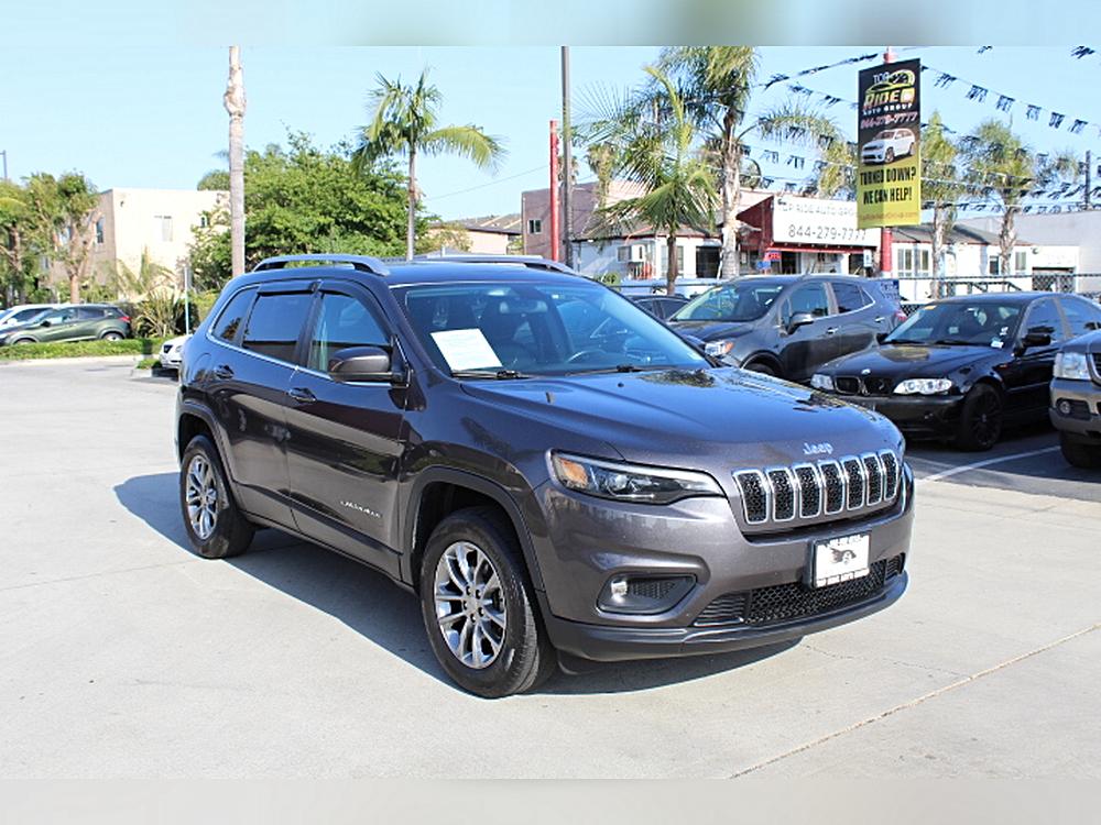 2020 Jeep Cherokee Latitude Plus 4X4's photo