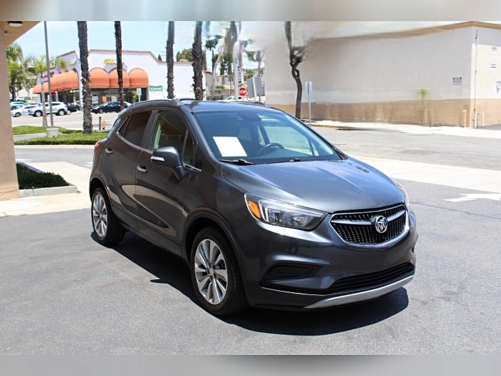 2017 Buick Encore Preferred's photo