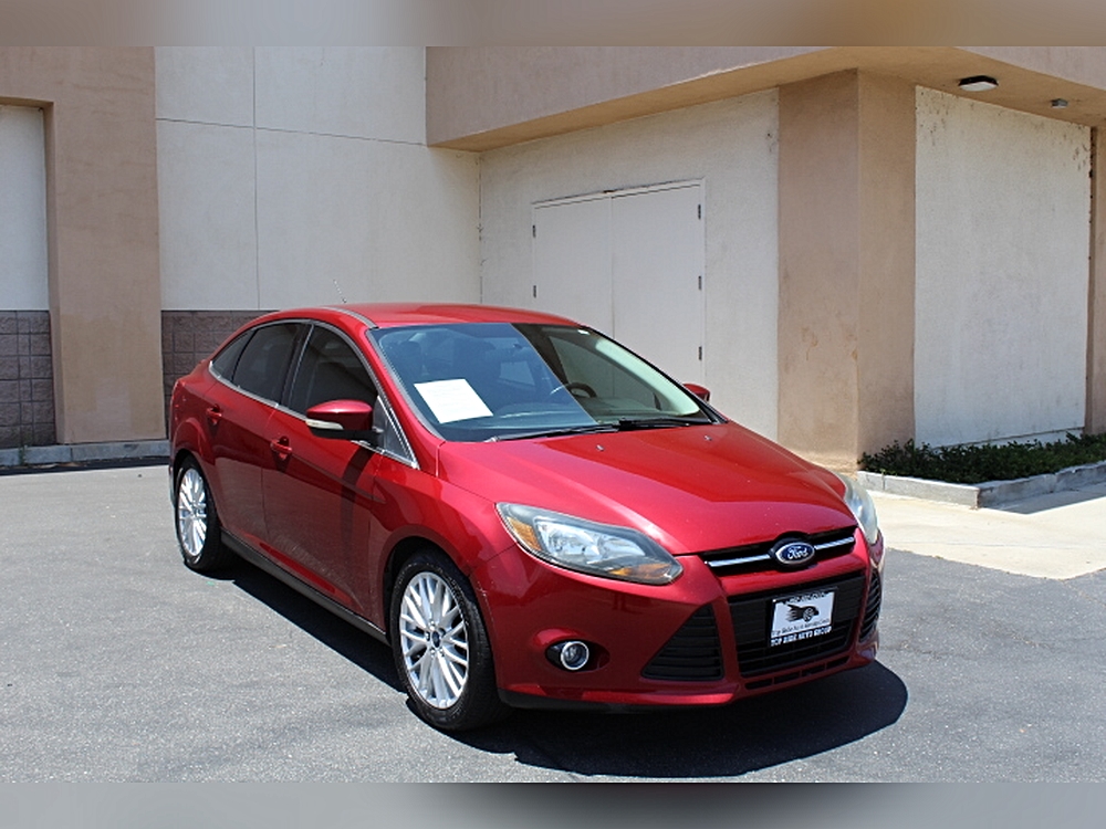 2013 Ford Focus Sedan Titanium's photo