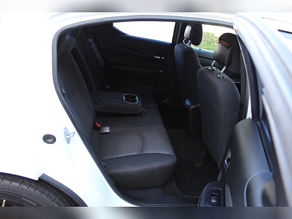 2014 Dodge Avenger SE - Photo 15