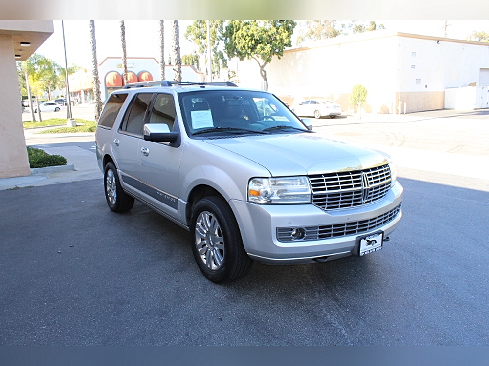 2012 Lincoln Navigator 4x4's photo