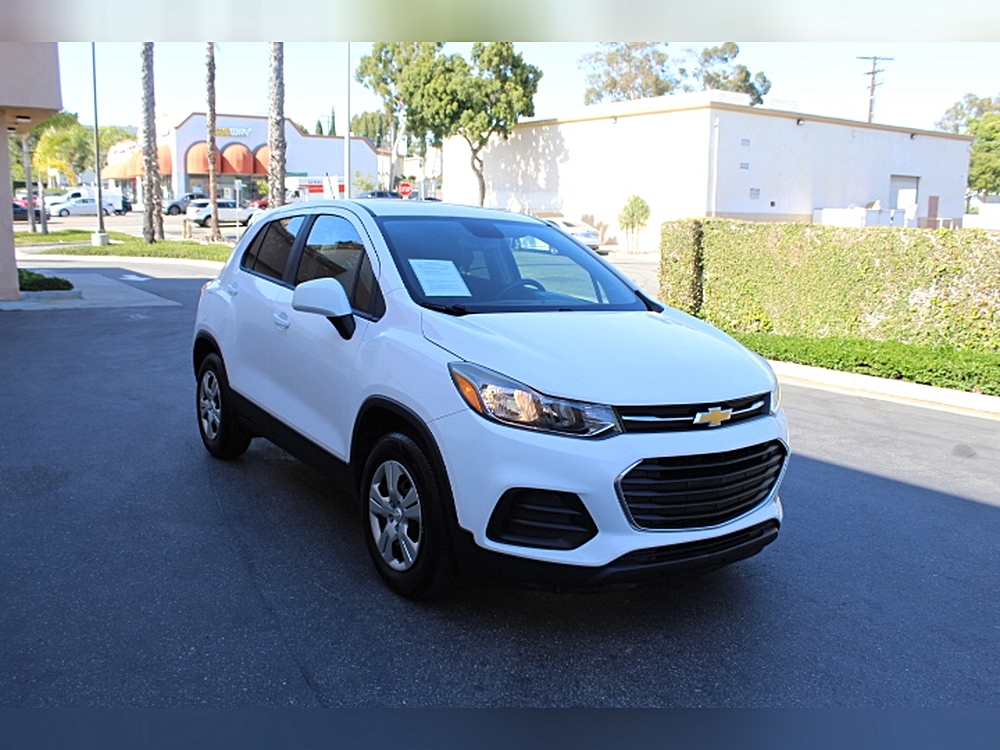 2019 Chevrolet Trax LS's photo