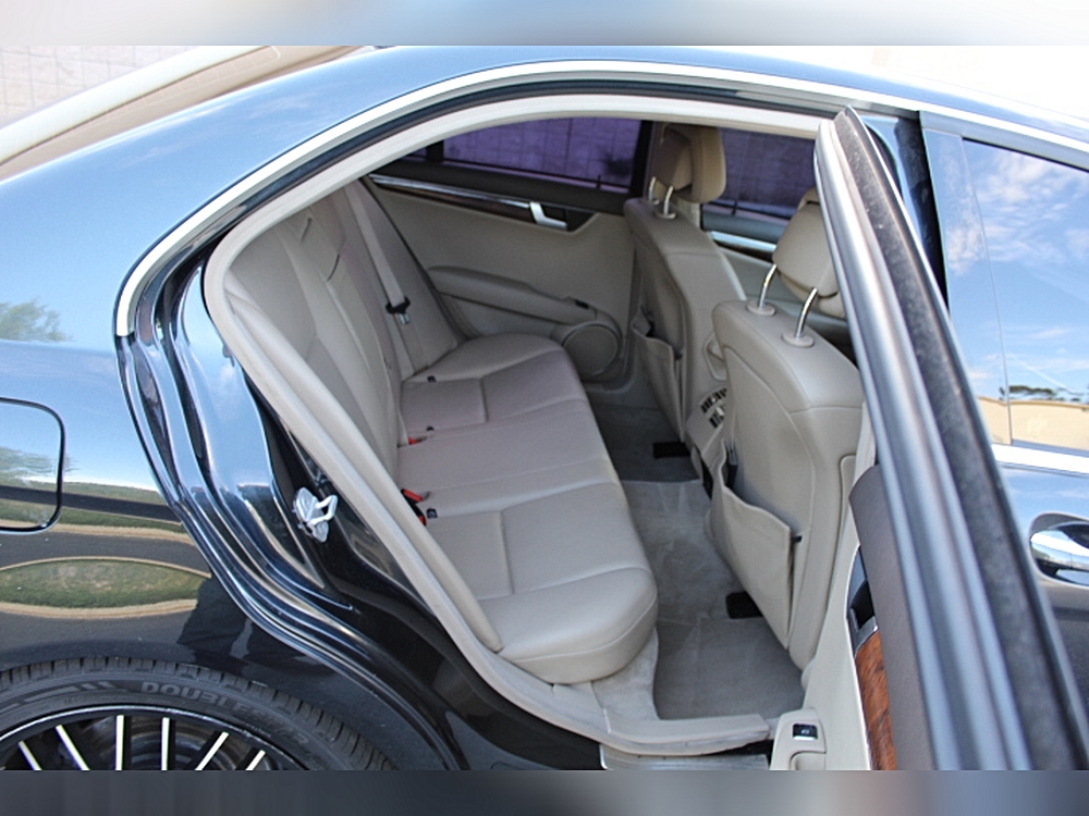 2012 Mercedes-Benz C-Class C250 Luxury thumbnail 15