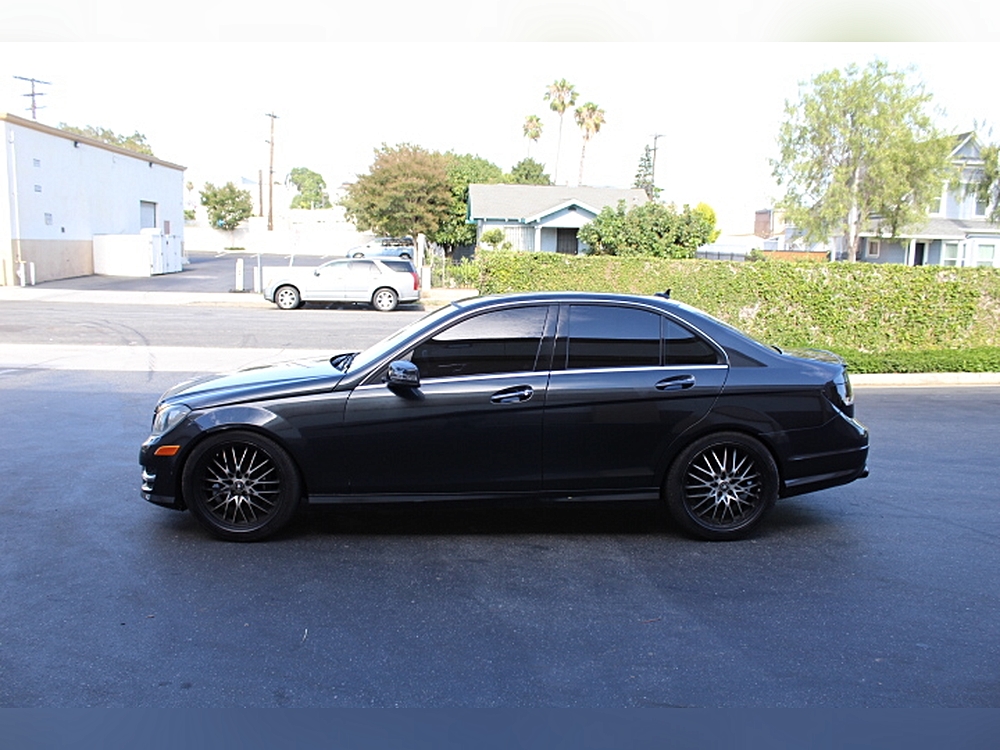 2012 Mercedes-Benz C-Class C250 Luxury thumbnail 6
