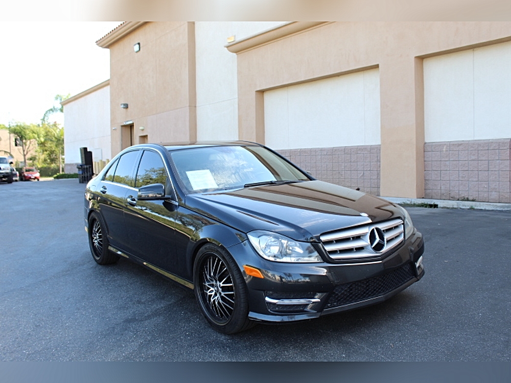 2012 Mercedes-Benz C-Class C250 Luxury thumbnail 36