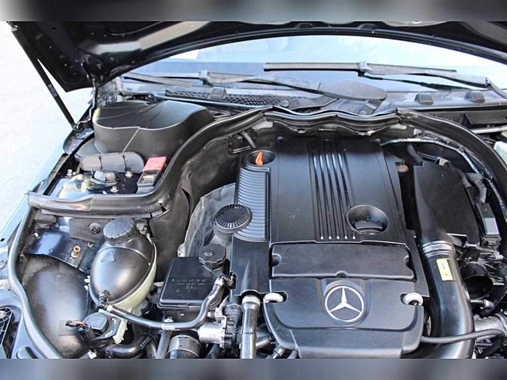 2012 Mercedes-Benz C-Class C250 Luxury thumbnail 32