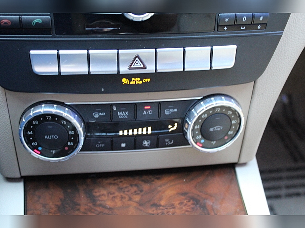 2012 Mercedes-Benz C-Class C250 Luxury thumbnail 21