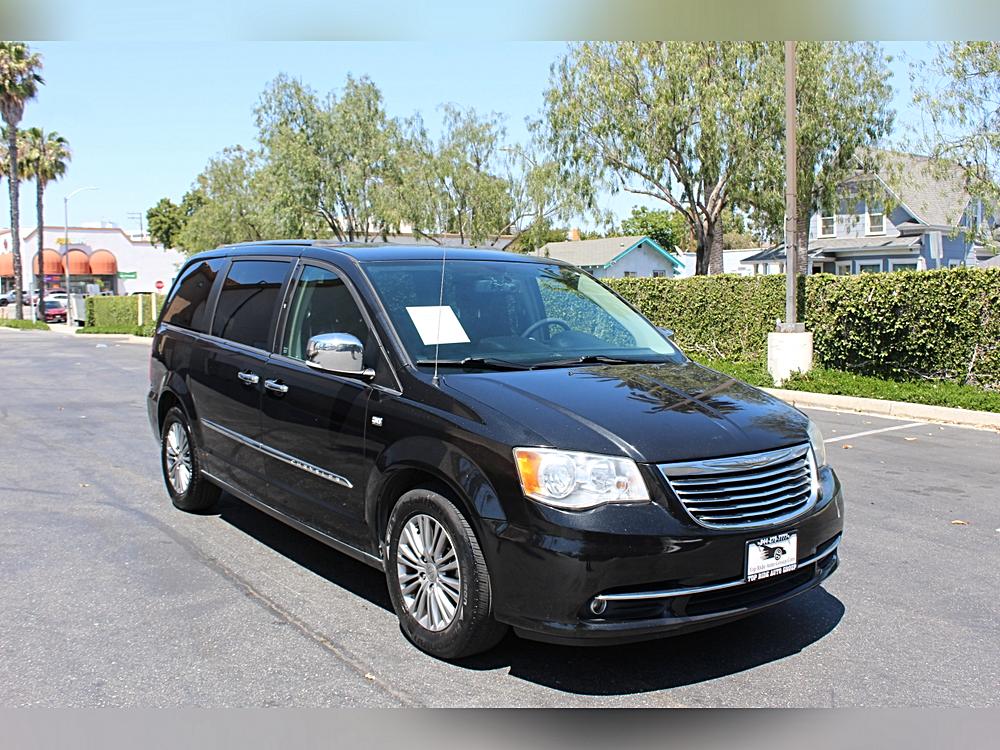 2014 Chrysler Town & Country