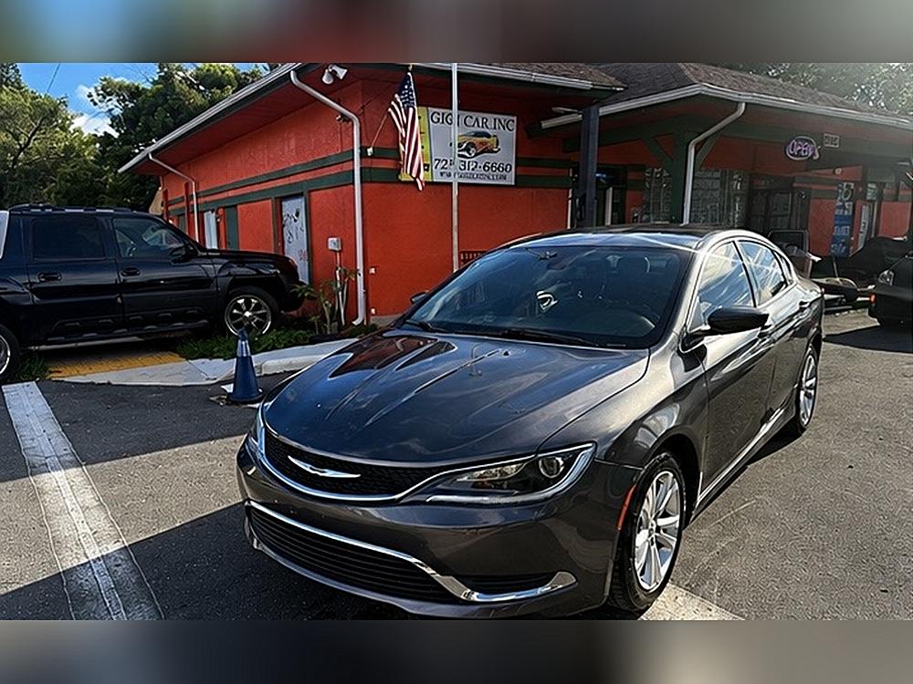 2015 Chrysler 200