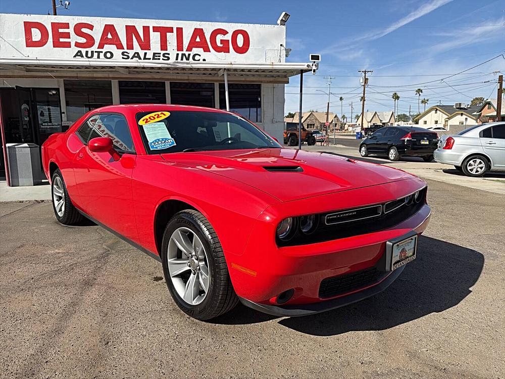2021 Dodge Challenger SXT 2dr Coupe