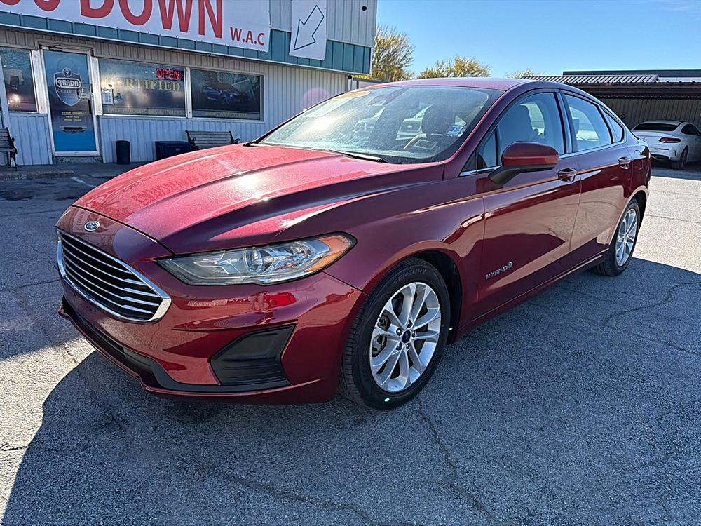 2019 Ford Fusion Hybrid SE's photo