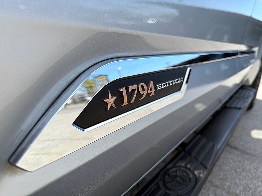 2019 Toyota Tundra Limited - Photo 27