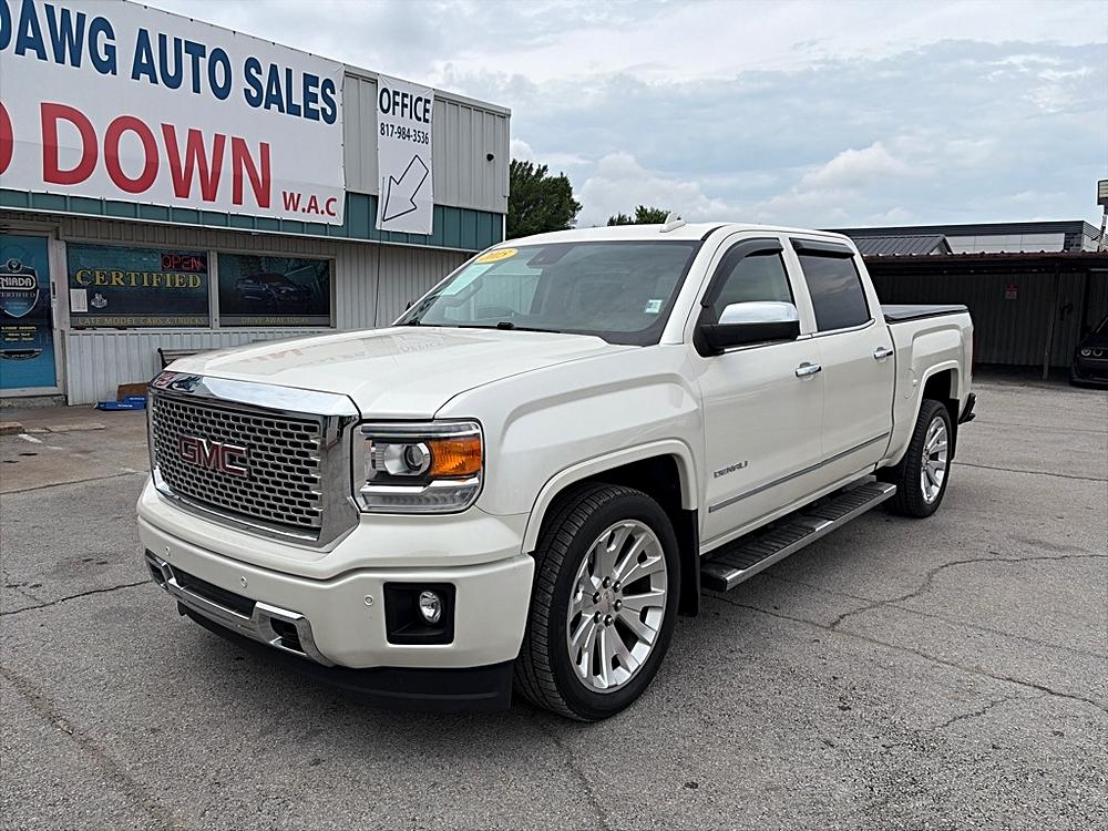 2015 GMC Sierra 4WD Crew Cab Short Box's photo