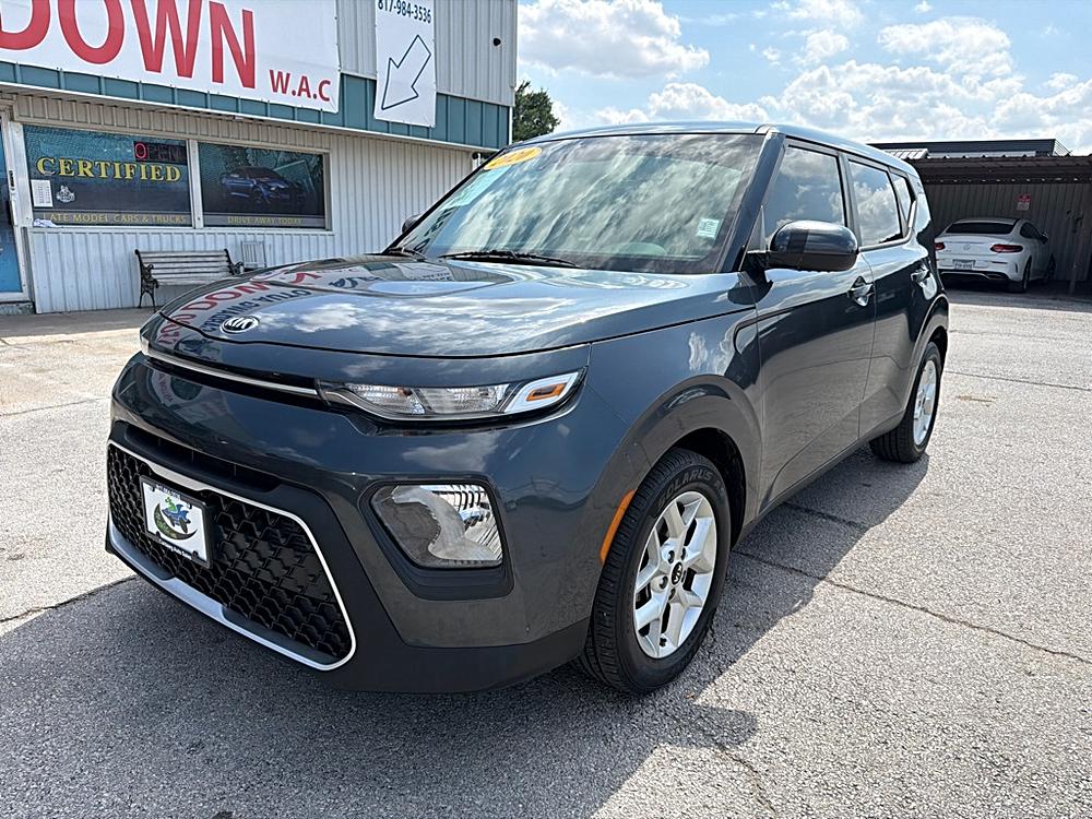 2020 Kia Soul 2.0L S IVT's photo