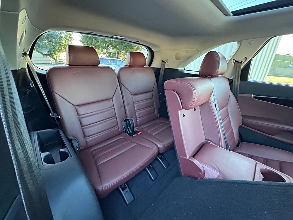 2017 Kia Sorento SX - Photo 14