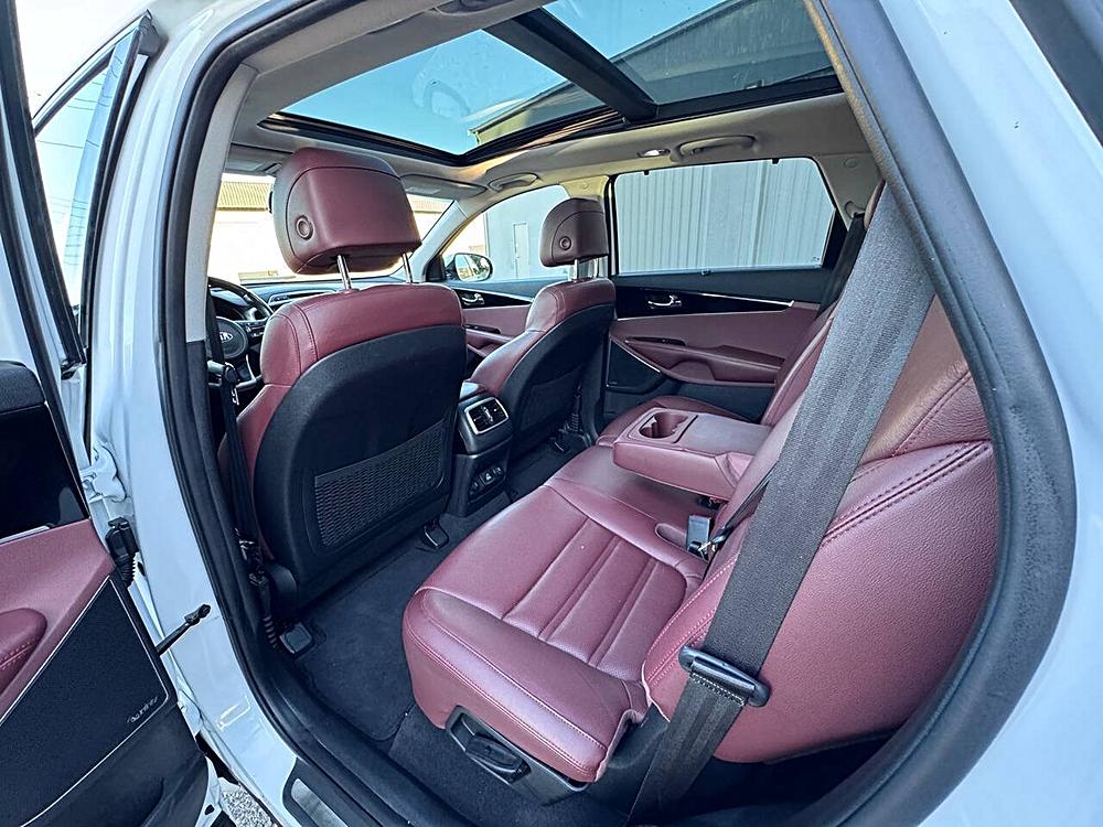 2017 Kia Sorento SX - Photo 28
