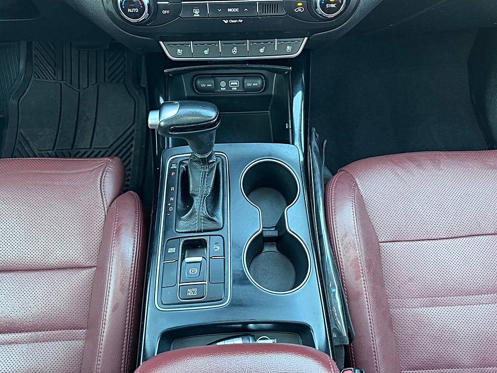 2017 Kia Sorento SX - Photo 31