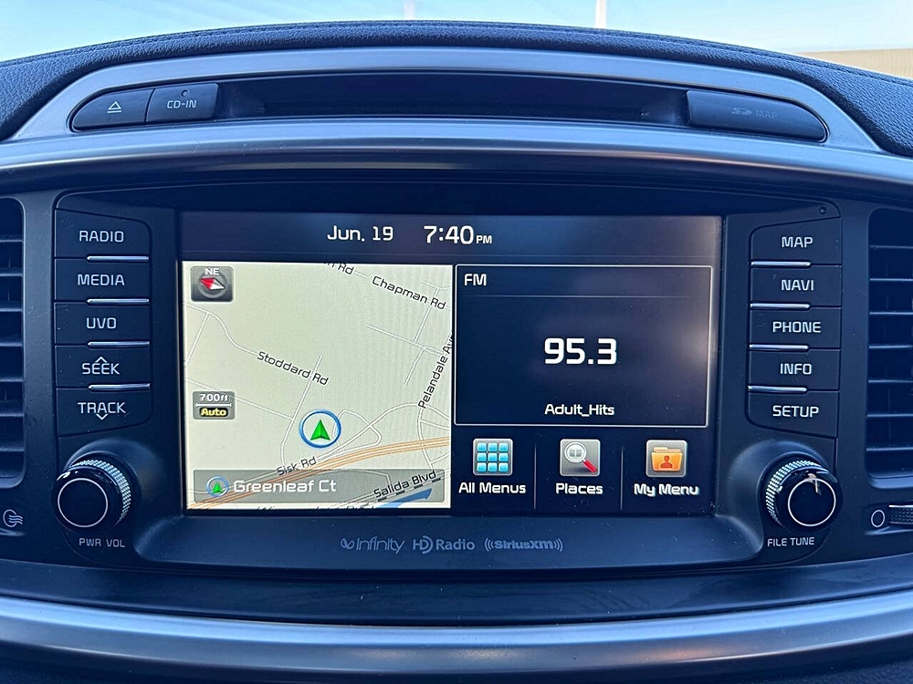 2017 Kia Sorento SX - Photo 34