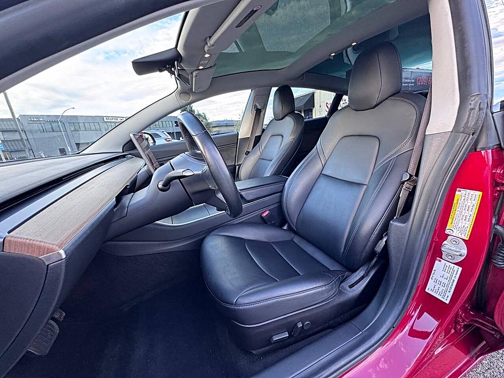 2018 Tesla Model 3 Long Range - Photo 11