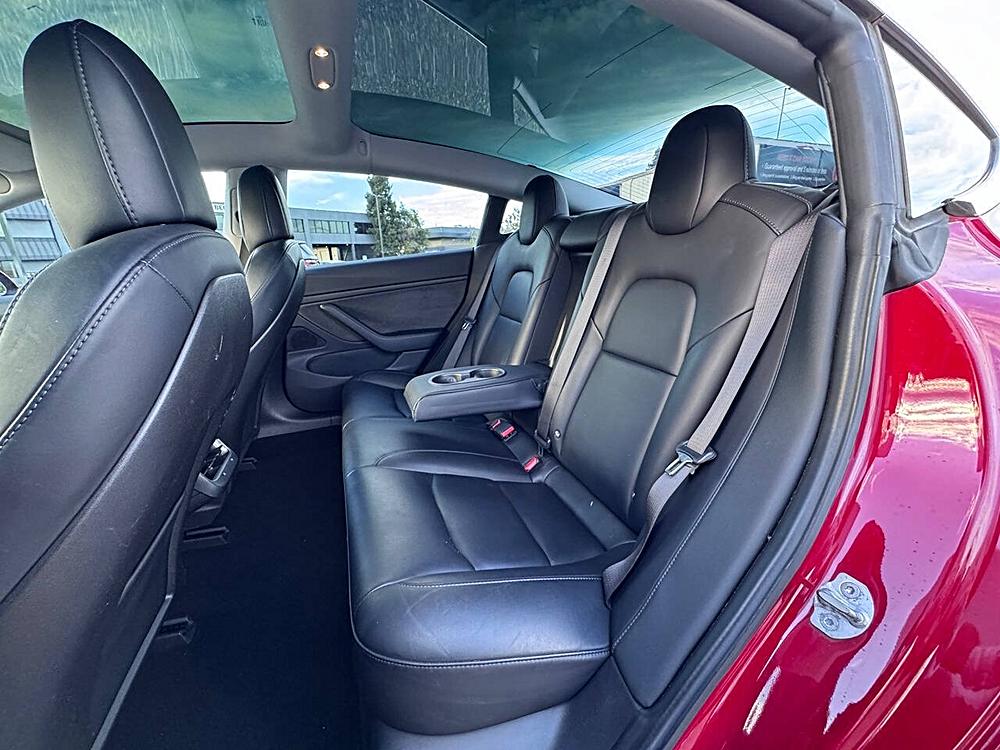 2018 Tesla Model 3 Long Range - Photo 13