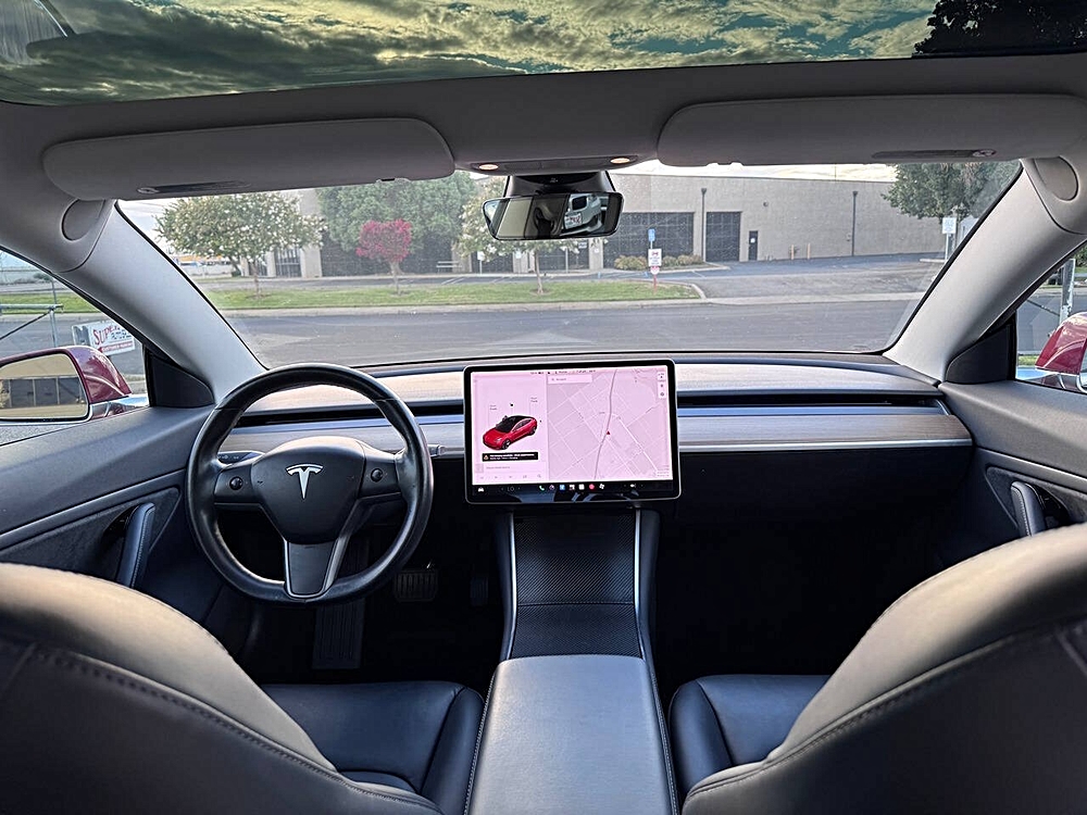 2018 Tesla Model 3 Long Range - Photo 31