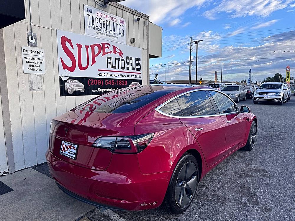 2018 Tesla Model 3 Long Range - Photo 9