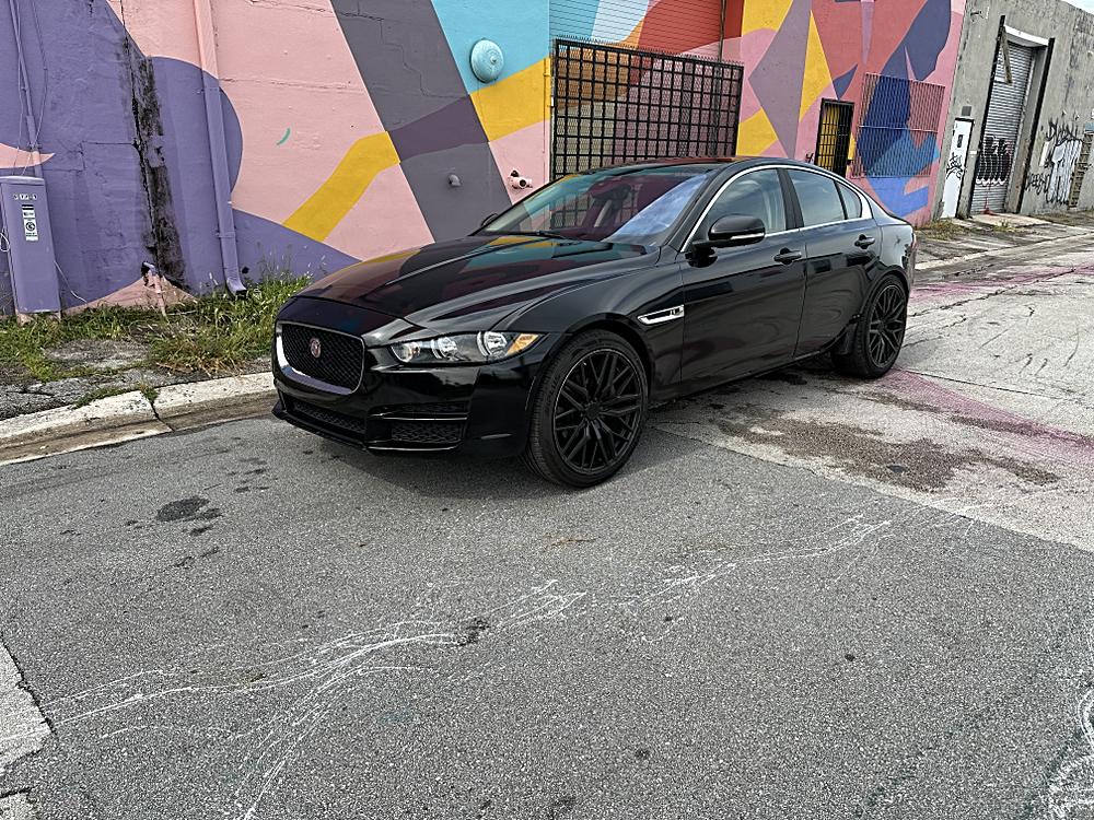 2019 Jaguar XE
