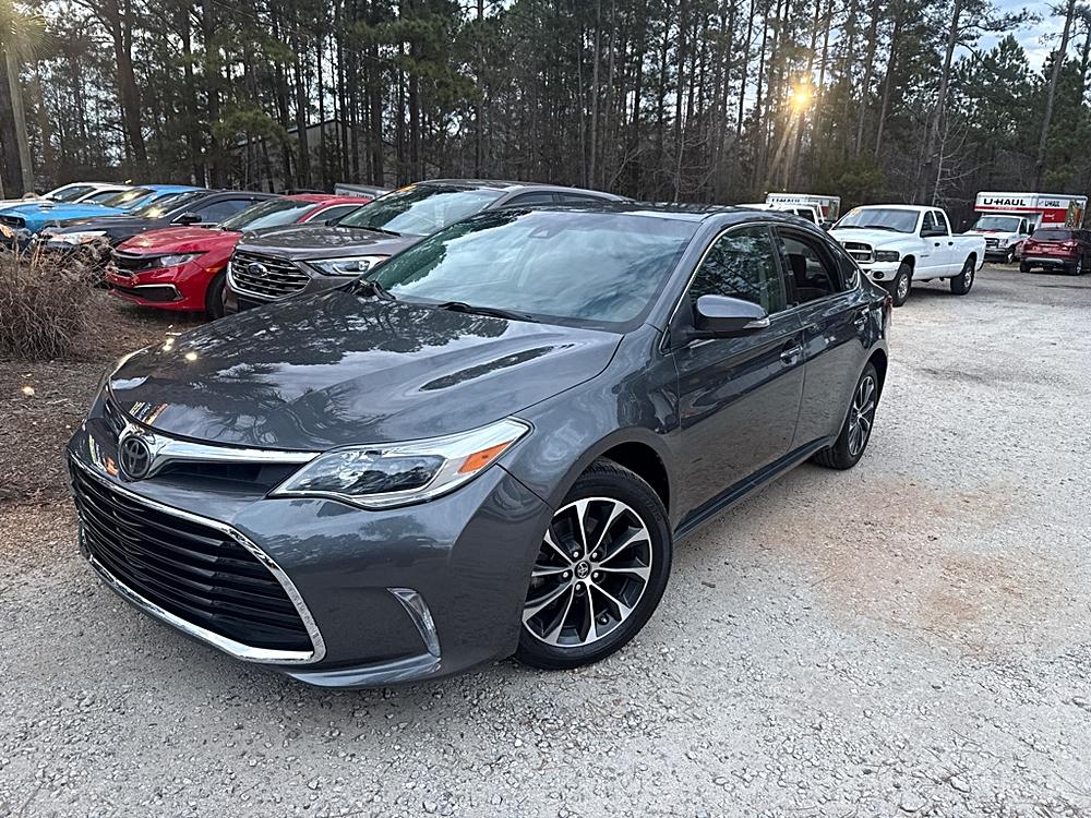 2018 Toyota Avalon XLE's photo