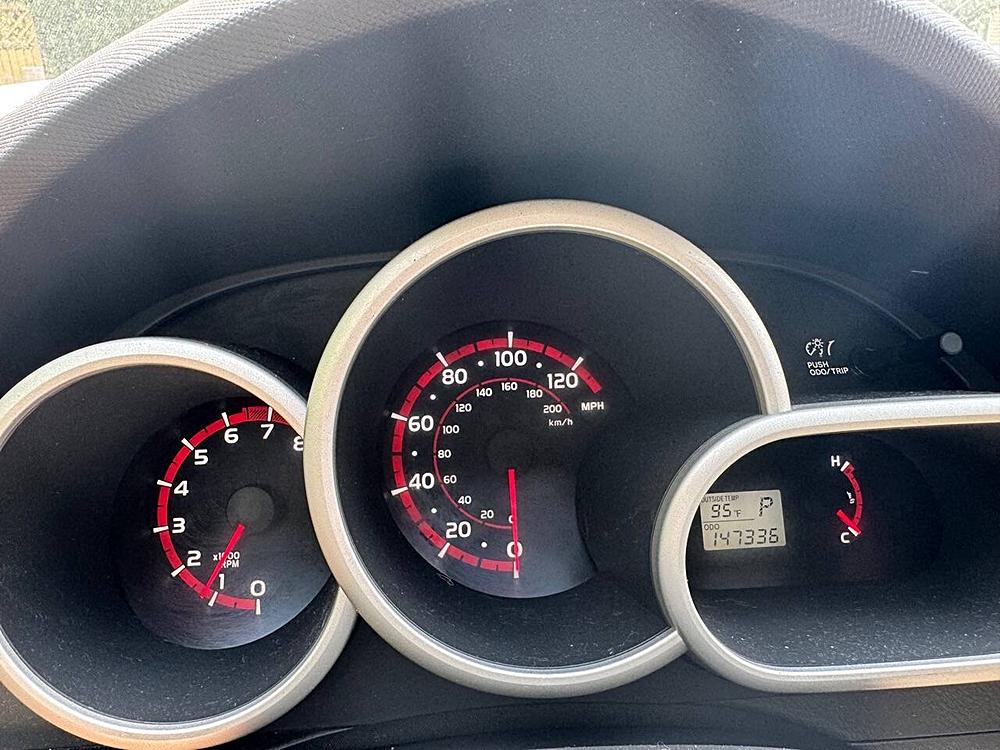 2009 Pontiac Vibe Base - Photo 26