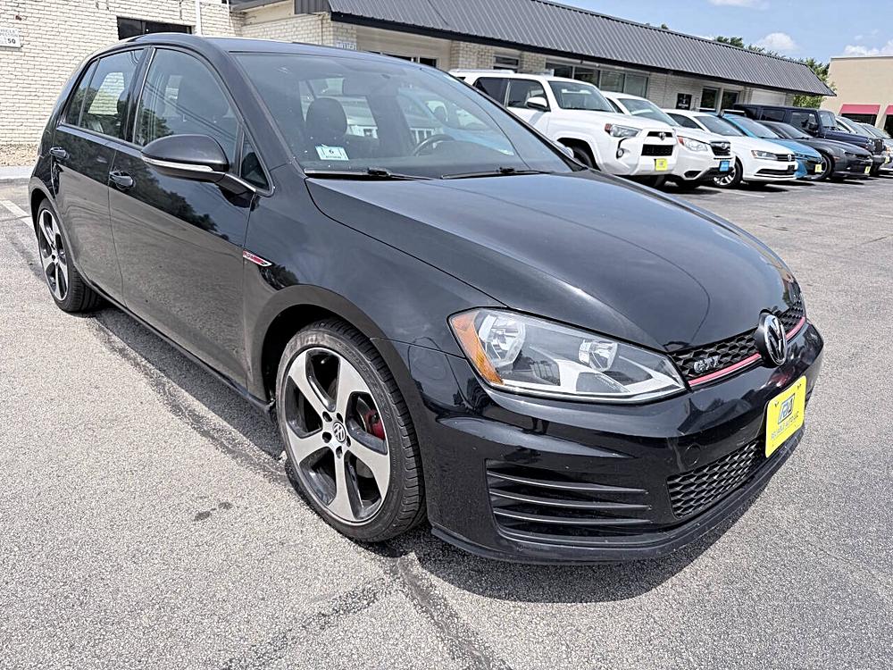 2017 Volkswagen Golf GTI FWD Manual