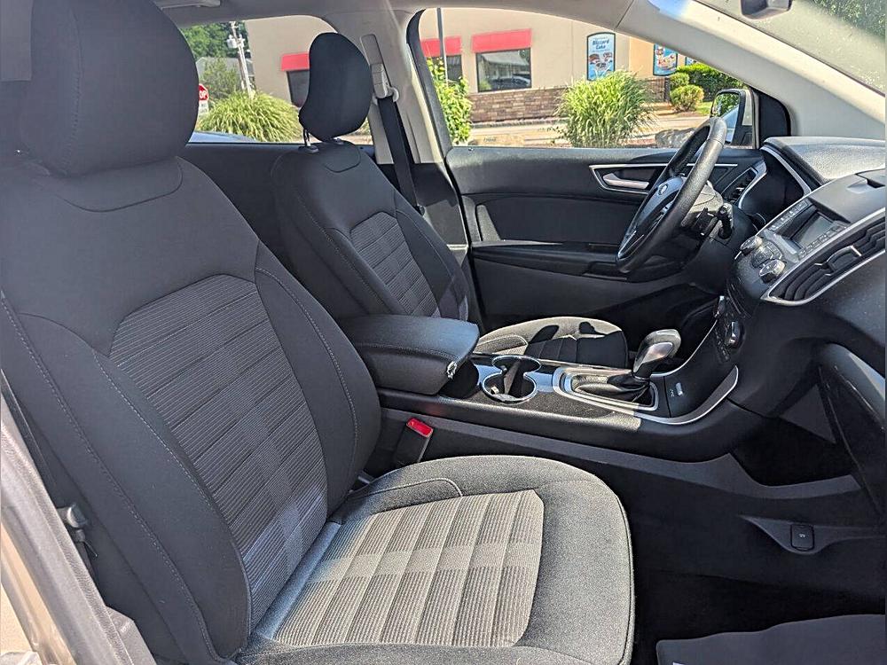 2017 Ford Edge SEL - Photo 17