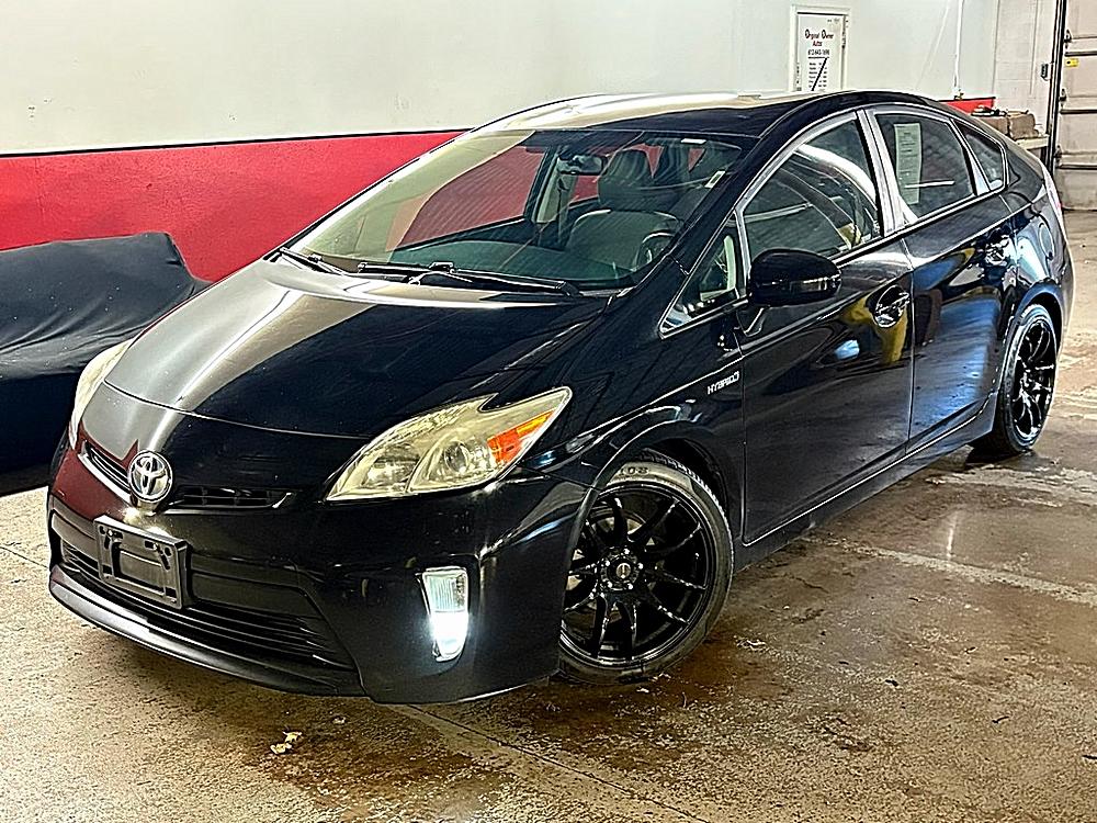 2012 Toyota Prius Five's photo