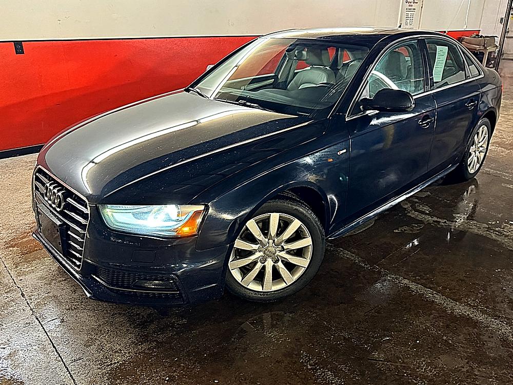 2015 Audi A4 Premium's photo