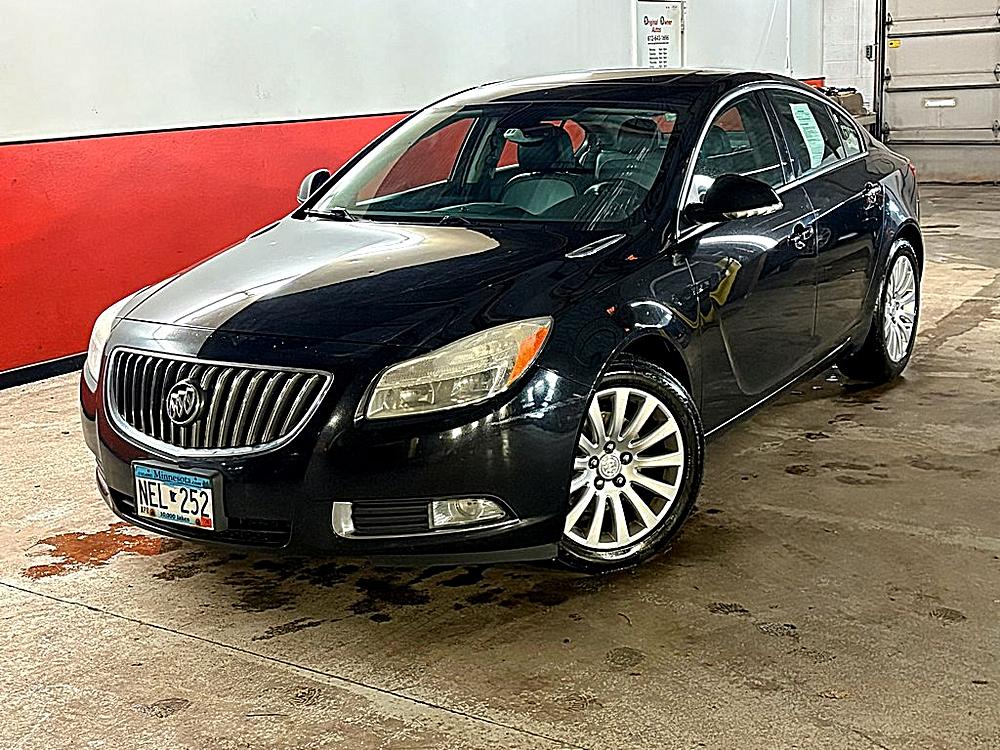 2013 Buick Regal Premium 1