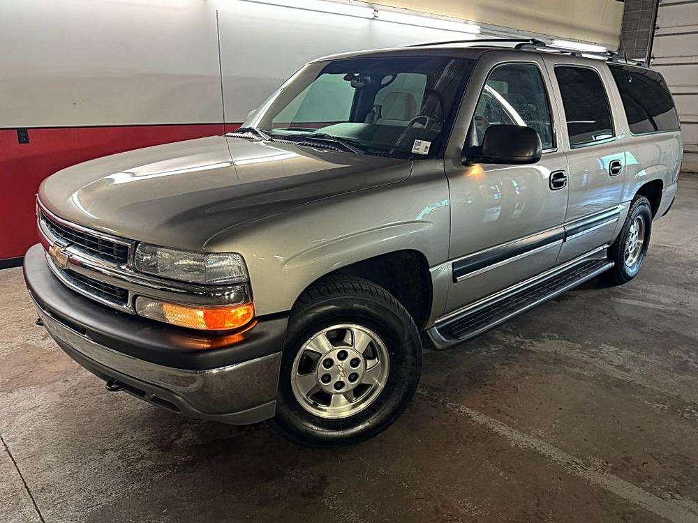2001 Chevrolet Suburban's photo
