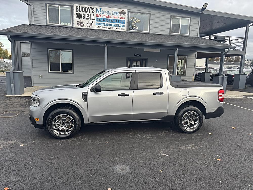 2024 Ford Maverick XLT's photo