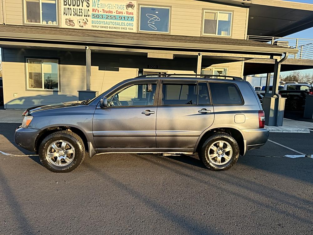 2004 Toyota Highlander Base