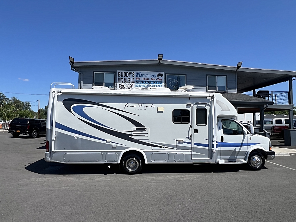 2008 Chevrolet Express's photo
