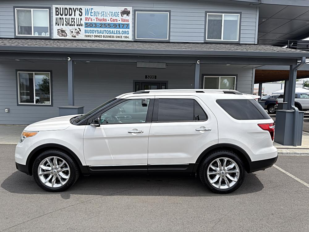 2015 Ford Explorer XLT's photo