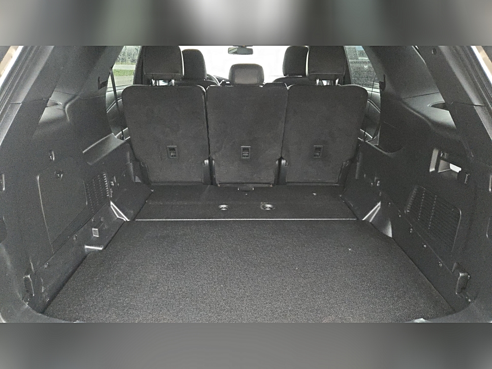 2023 Ford Explorer - Photo 17