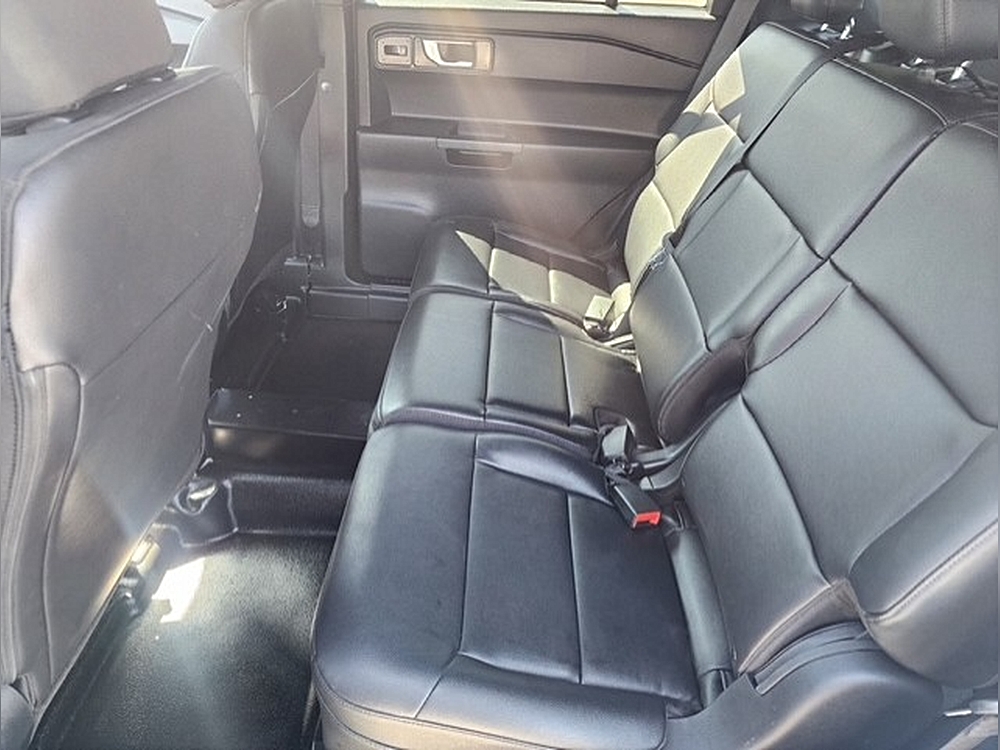 2023 Ford Explorer - Photo 35