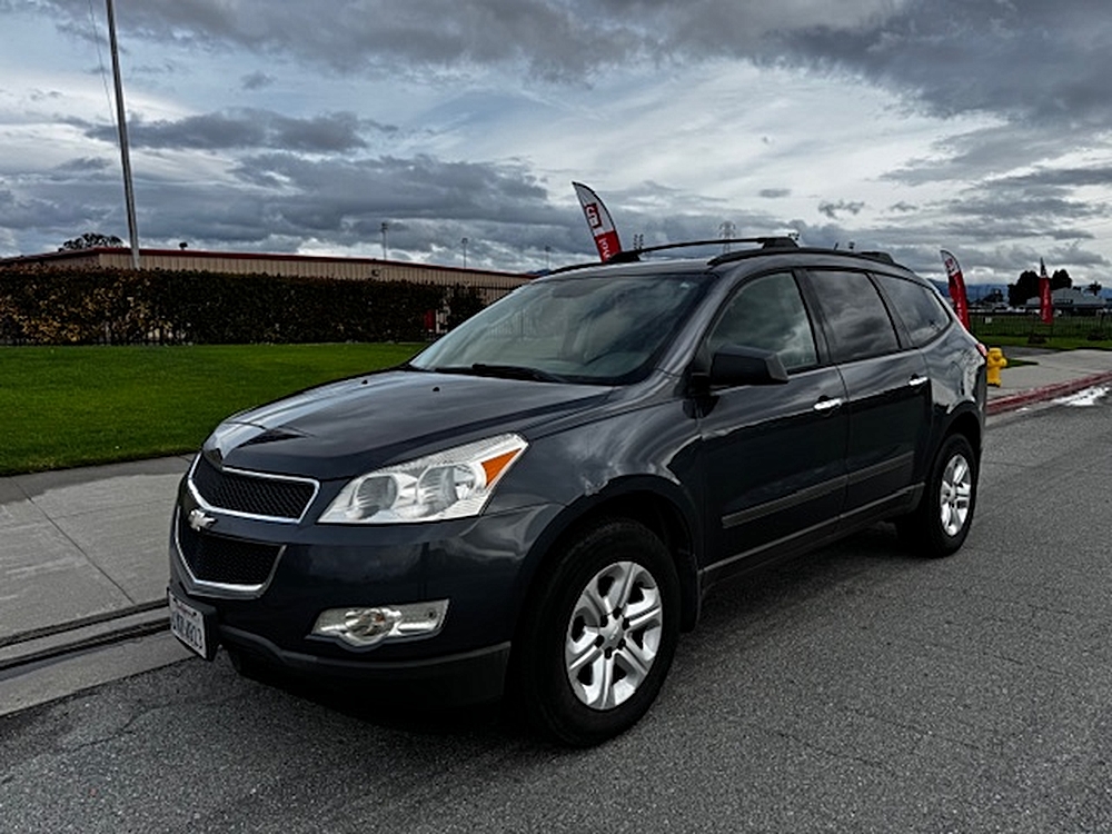 2012 Chevrolet Traverse LS's photo