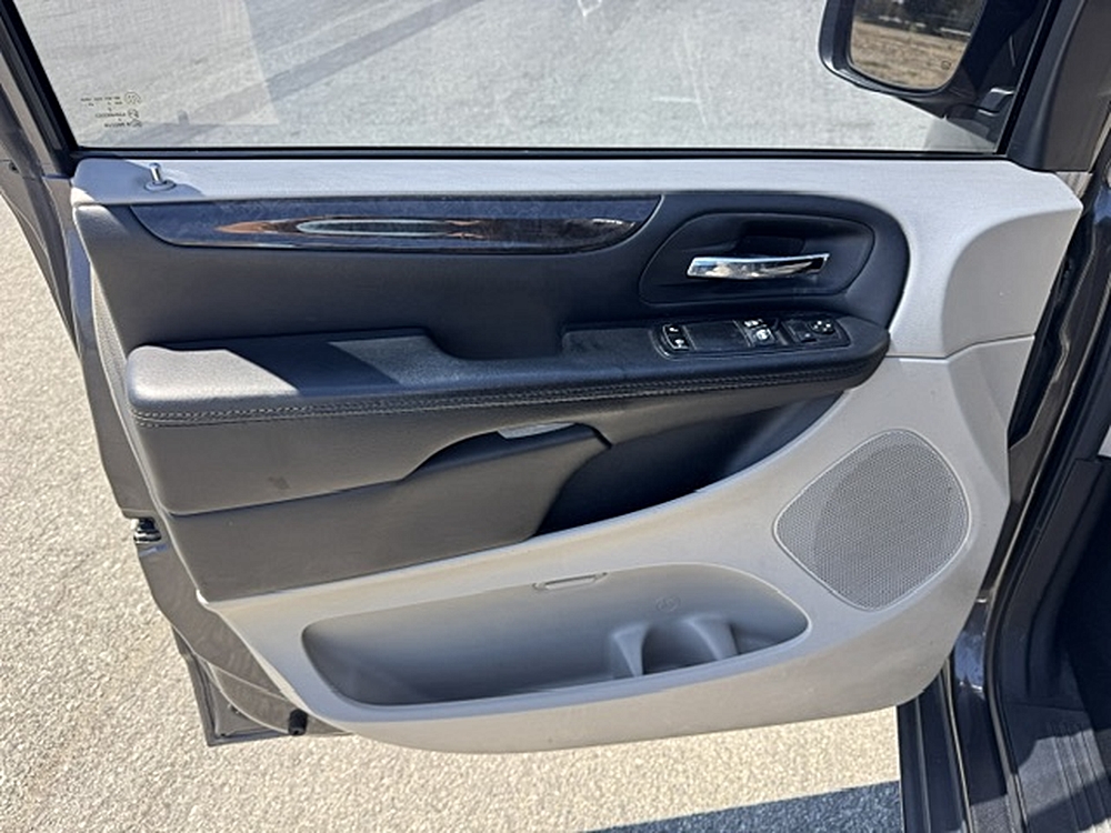 2009 Dodge Grand Caravan SE - Photo 36