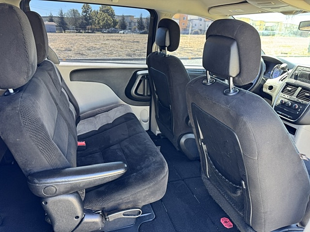 2009 Dodge Grand Caravan SE - Photo 33