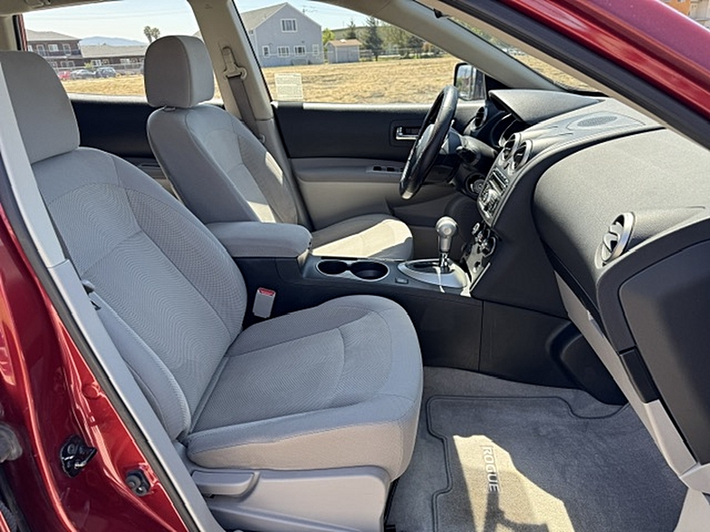2013 Nissan Rogue S - Photo 12