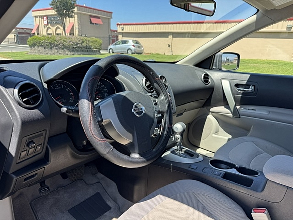 2013 Nissan Rogue S - Photo 9